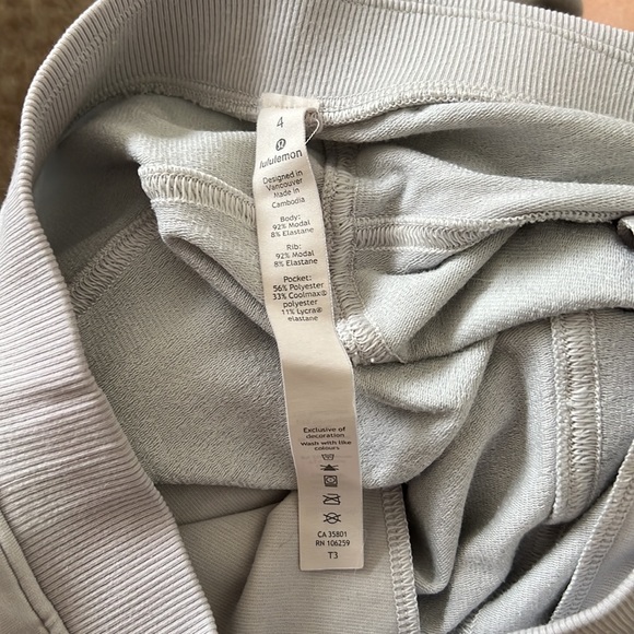 lulu lemon jogger pants - Picture 4 of 4